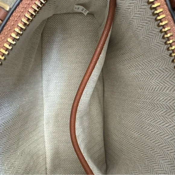 Tory Burch Emerson dome crossbody bag NWOT - Picture 12 of 17